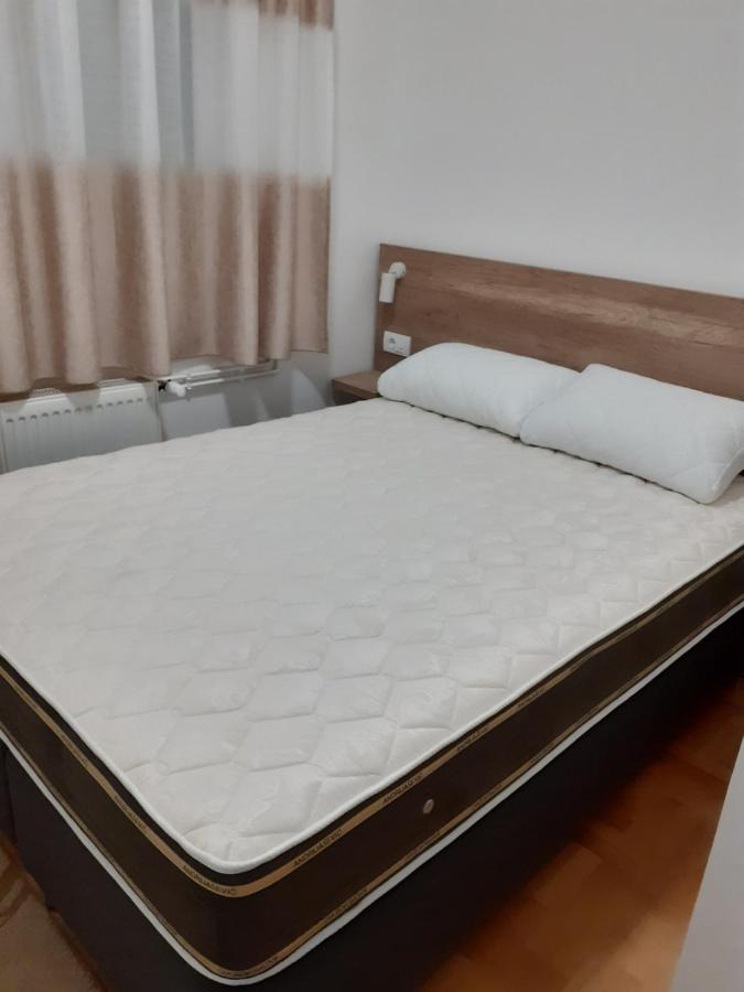 Apartament Apartman Vlada Pirot Zewnętrze zdjęcie